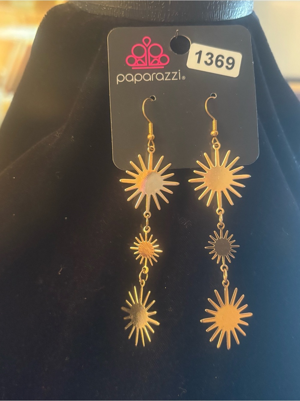 Paparazzi Gold Sunburst Dangle Earrings